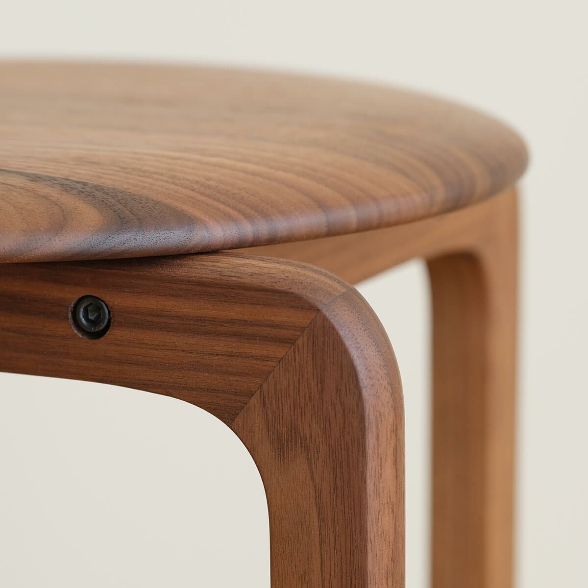 LISCIO | Stool (4本脚スツール) | DENTO STORE | 額縁・家具ブランド