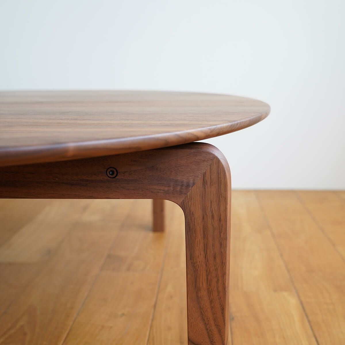 LISCIO | Circle Low Table 直径84cm (ローテーブル) | DENTO STORE