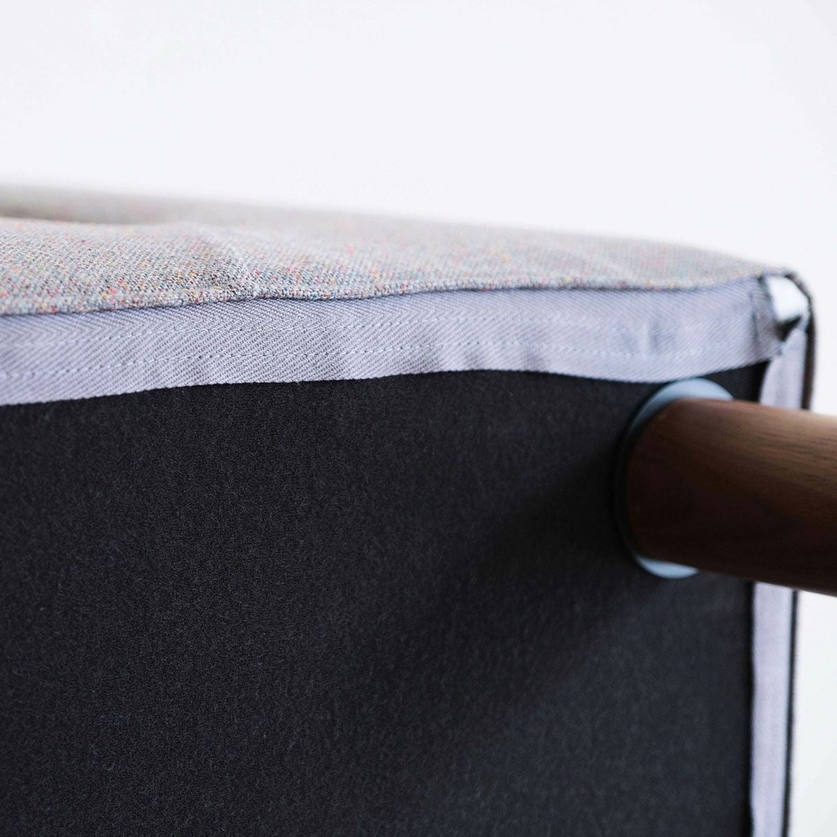 COCCO | One Arm Sofa 105 (ソファ) | DENTO STORE | 額縁・家具