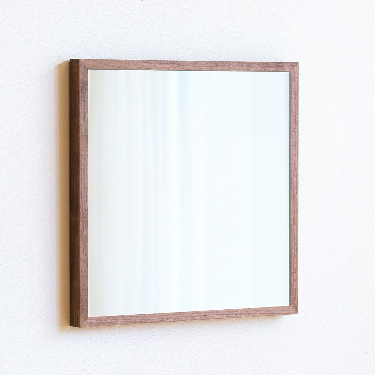 MIRROR | SANO 56×56cm (ミラー) | DENTO STORE | 額縁・家具ブランド