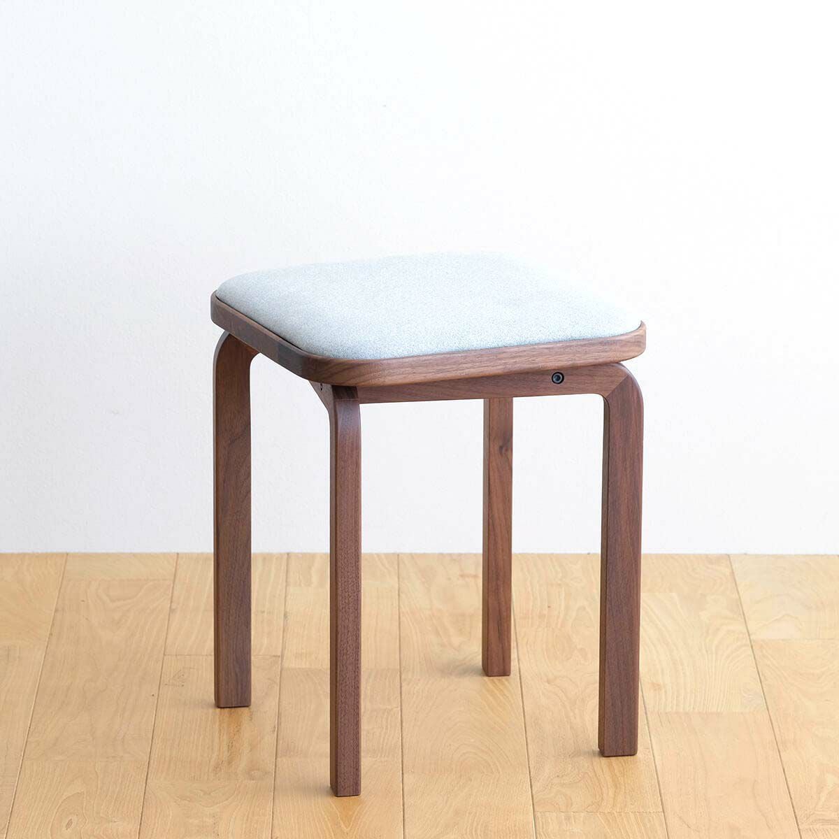 COCCO | Stool (スツール) | DENTO STORE | 額縁・家具ブランドDENTOの