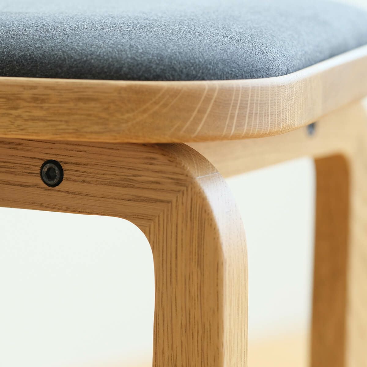 COCCO | Stool (スツール) | DENTO STORE | 額縁・家具ブランドDENTOの