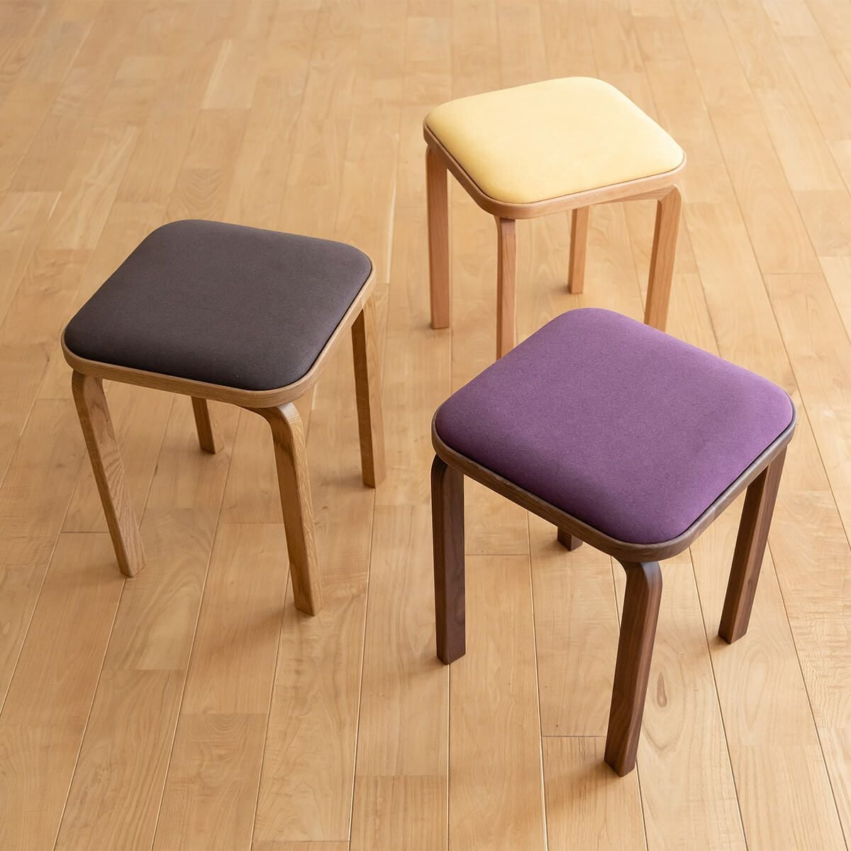 COCCO | Stool (スツール) | DENTO STORE | 額縁・家具ブランドDENTOの