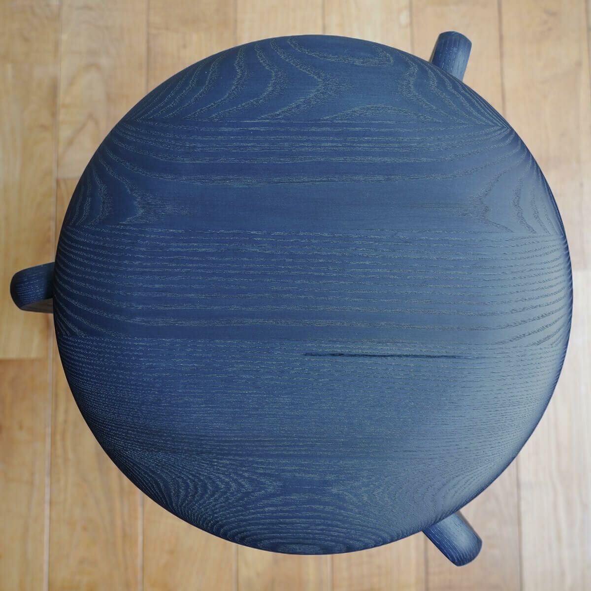 LISCIO | Stool 藍染 (3本脚スツール) | DENTO STORE | 額縁・家具