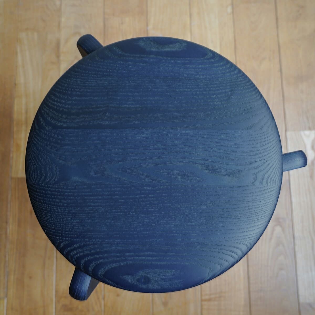 LISCIO | Stool 藍染 (3本脚スツール) | DENTO STORE | 額縁・家具