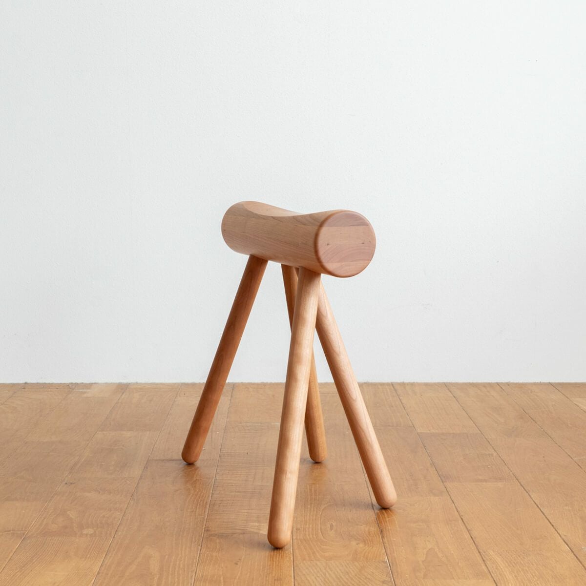 ES | Stool L (スツール) | DENTO STORE | 額縁・家具ブランドDENTOの
